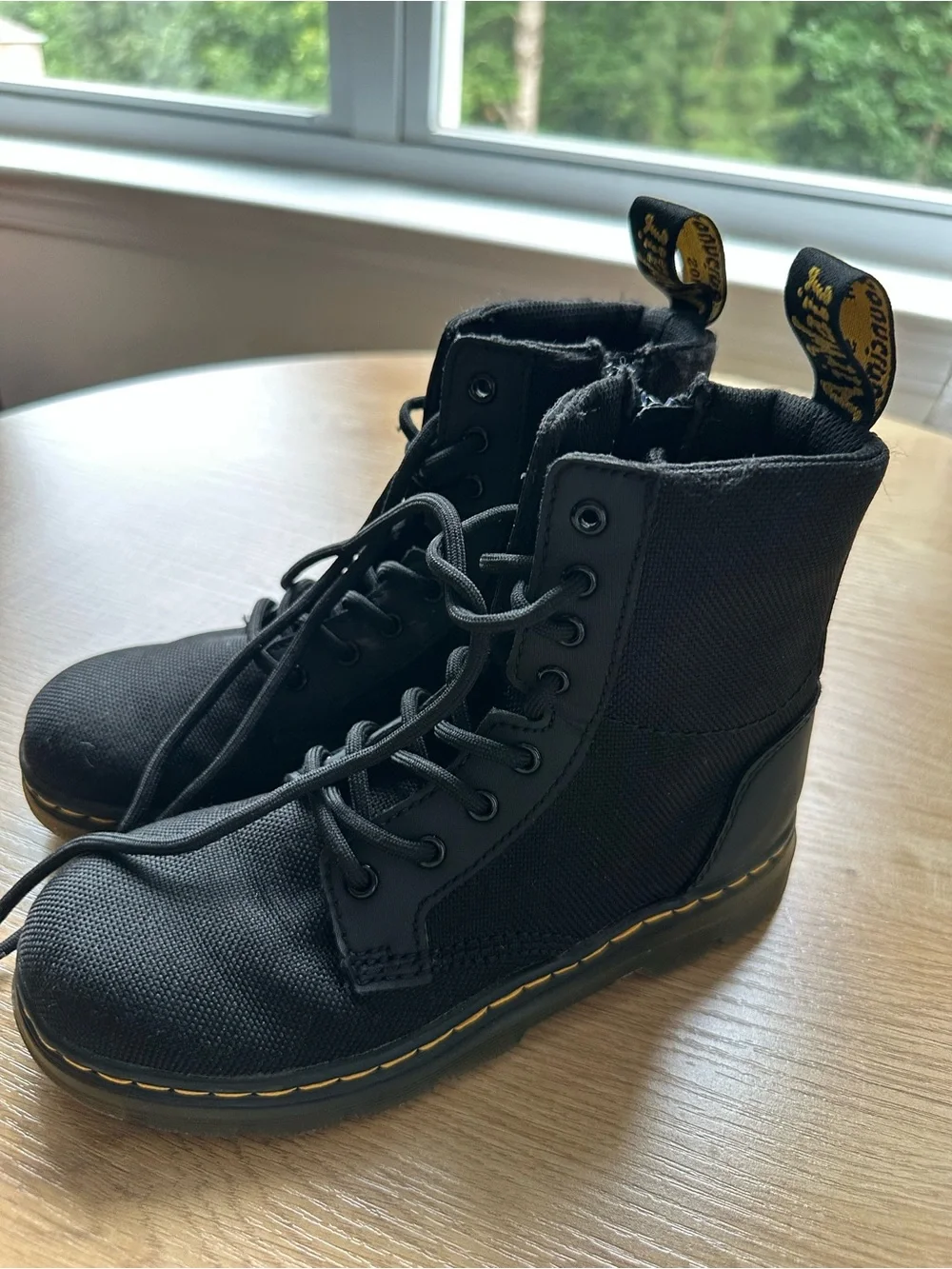 Dr. Martens lace up